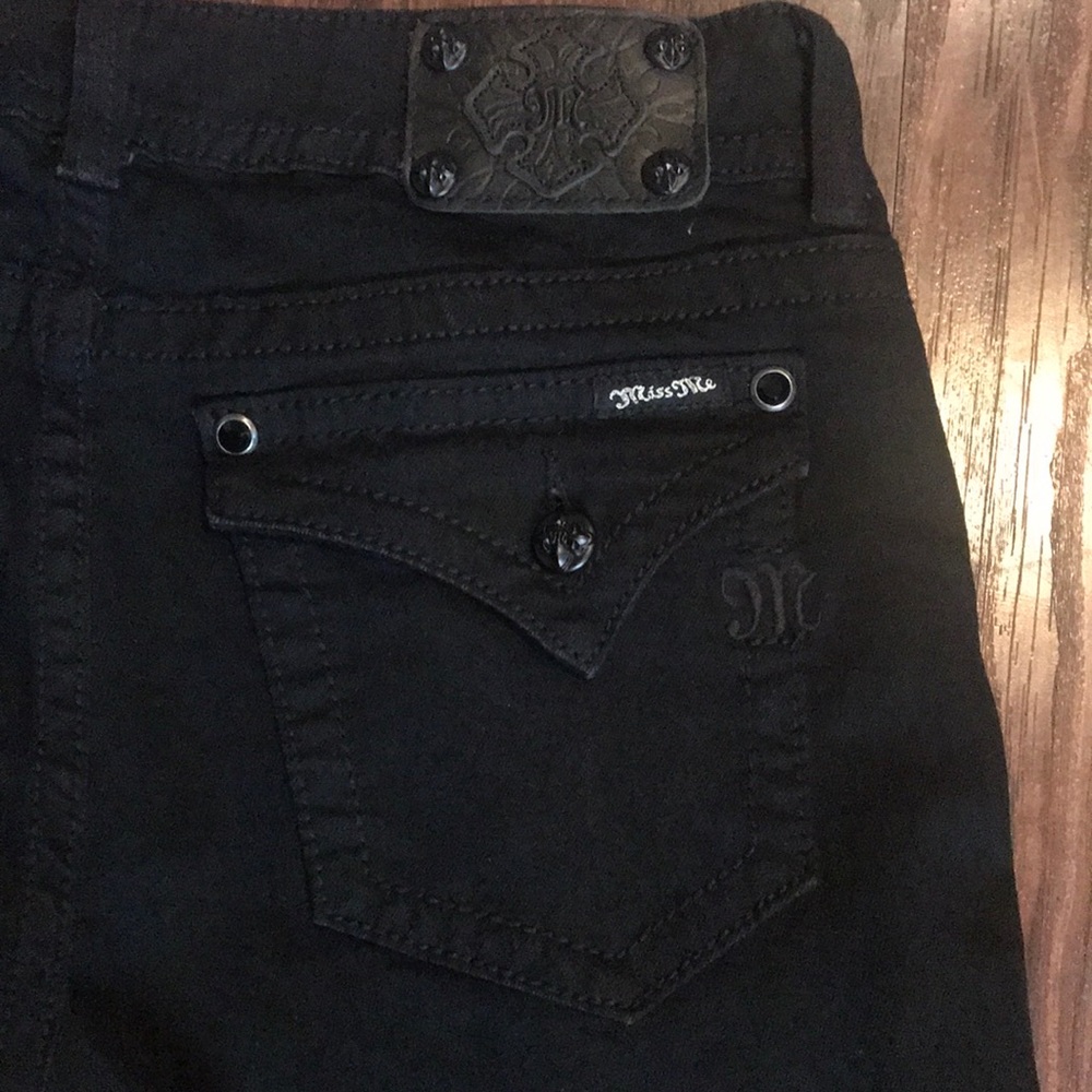 Miss Me Skinny Jeans - Size 31 Black NWOT